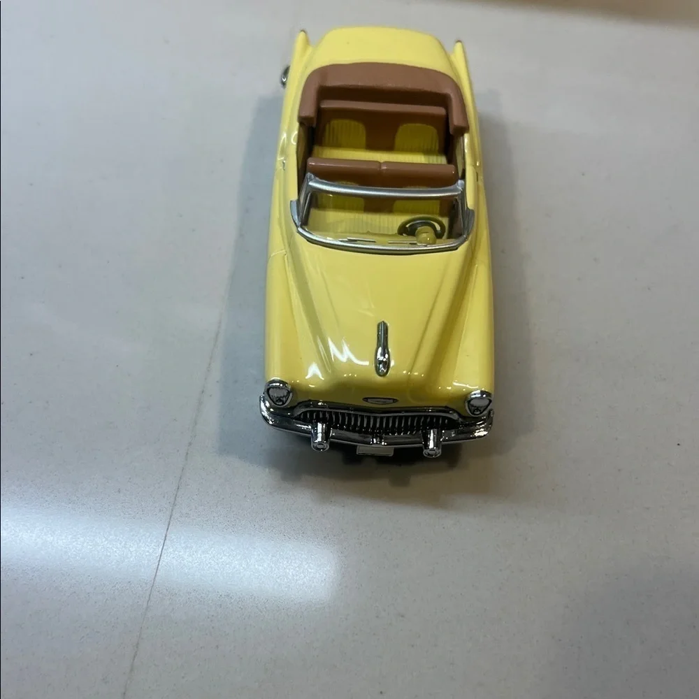 Matchbox 1953 Buick Skylark Yellow Convertible Toy Car DINKY
